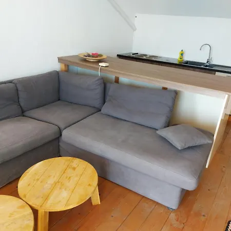 Ella Apartment 5 *